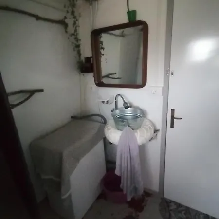 Casa vacanze Il Rustico Bunker Montemarciano